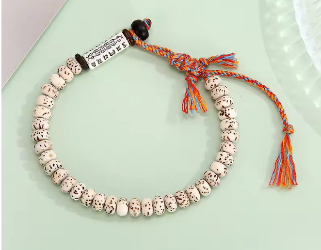 Bracelet tibétain bouddhiste – Mantra et perles sacrées