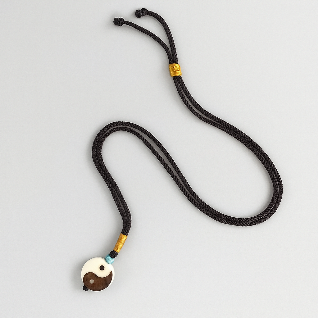 Équilibre Yin-Yang – Pendentif tibétain bouddhiste en graine de bodhi