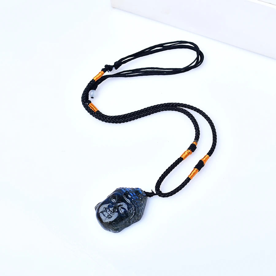 Talisman Tibétain – Pendentif Tête de Bouddha en Labradorite