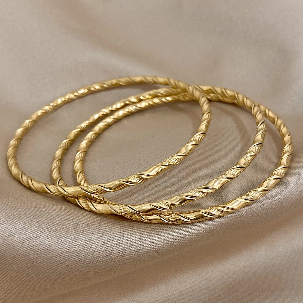 Bracelets Bouddhistes Tibétains – Élégance Dorée
