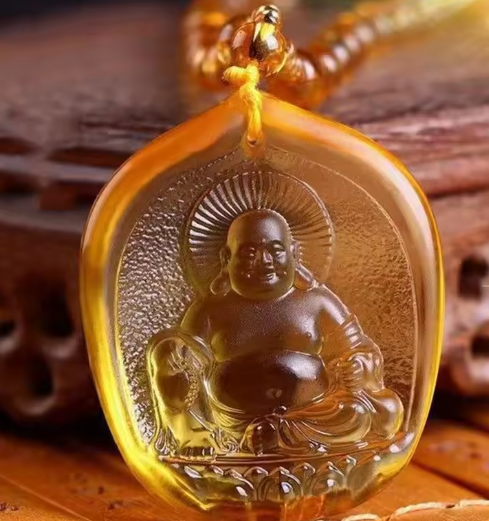 Pendentif Bouddha tibétain en cristal – Symbole de lumière et de sérénité