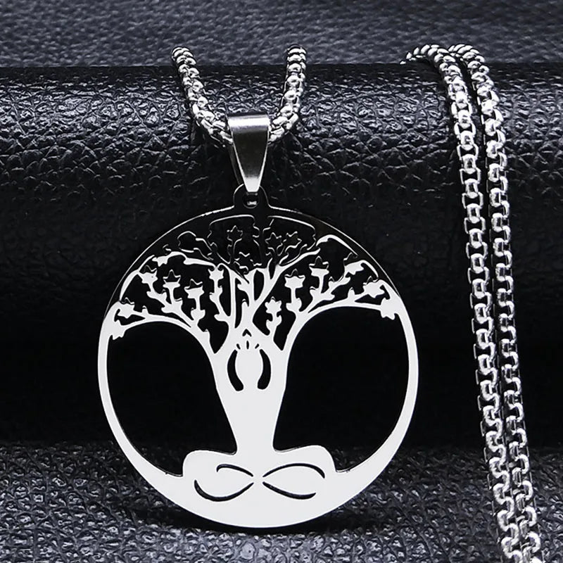 Arbre d’Éveil – Pendentif Bouddha & Chakra en Acier