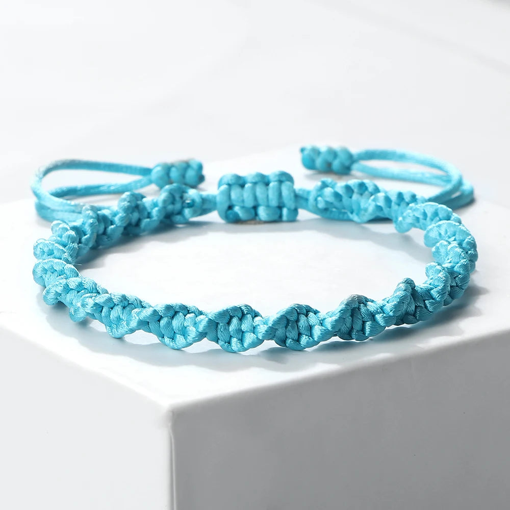 Bracelet Tibétain Bouddhiste – Nœud Porte-Bonheur Tressé