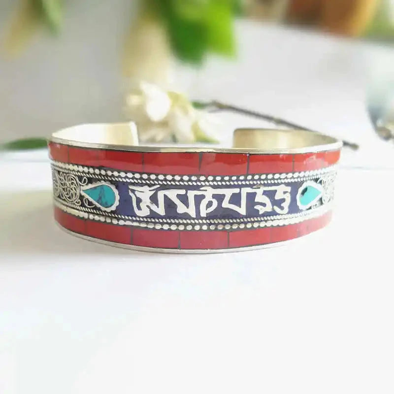 Bracelet Jonc Tibétain Mantra et OM – Alliage de Cuivre Esprit Tibet Rouge Vitalité 