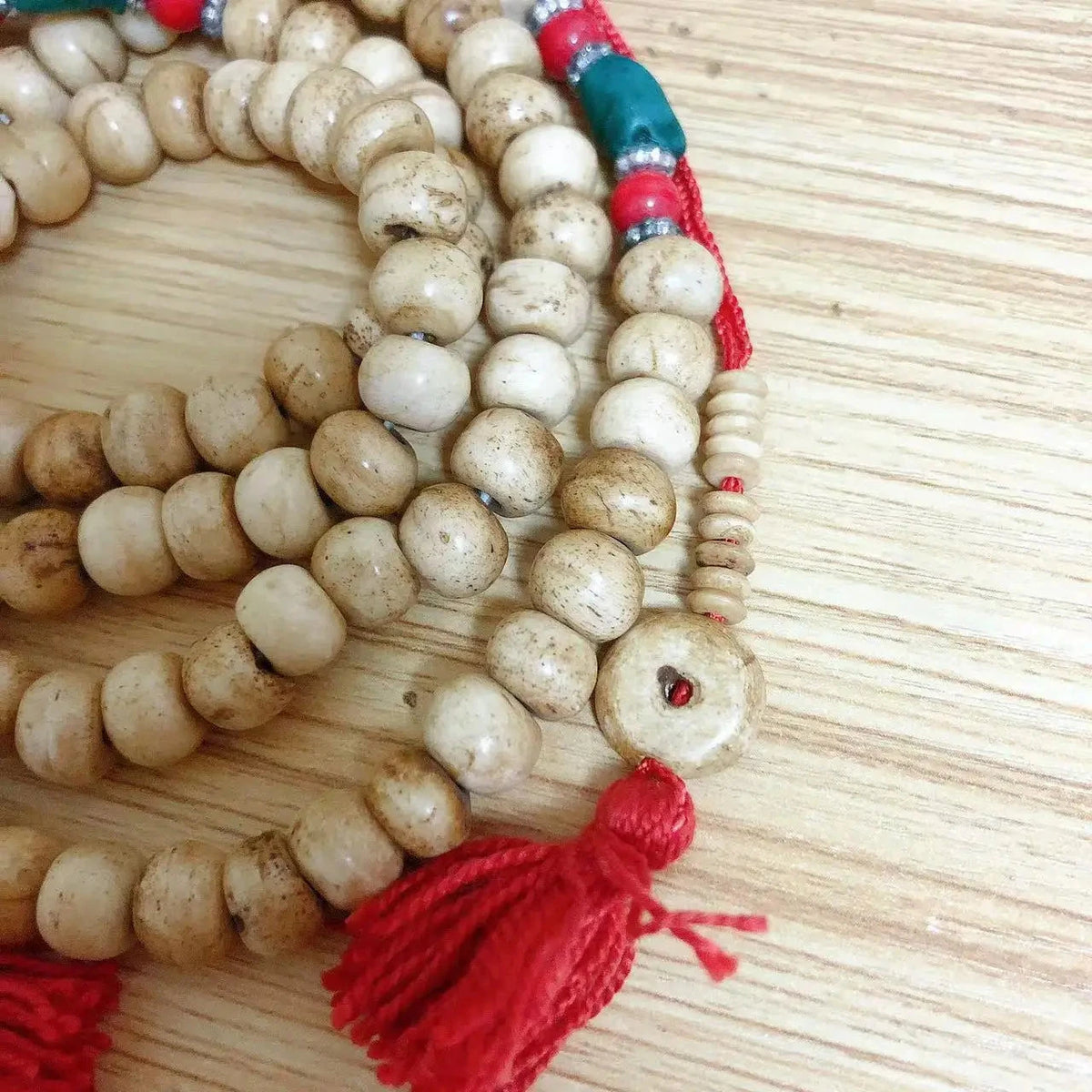 Mala tibétain bouddhiste en os de yak – Perles sacrées Esprit Tibet 
