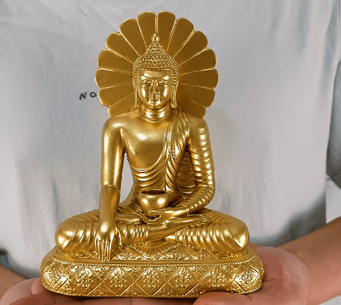 Sculpture Bouddha Sakyamuni, Résine Dorée ou Bronze Esprit Tibet Or Éveil 