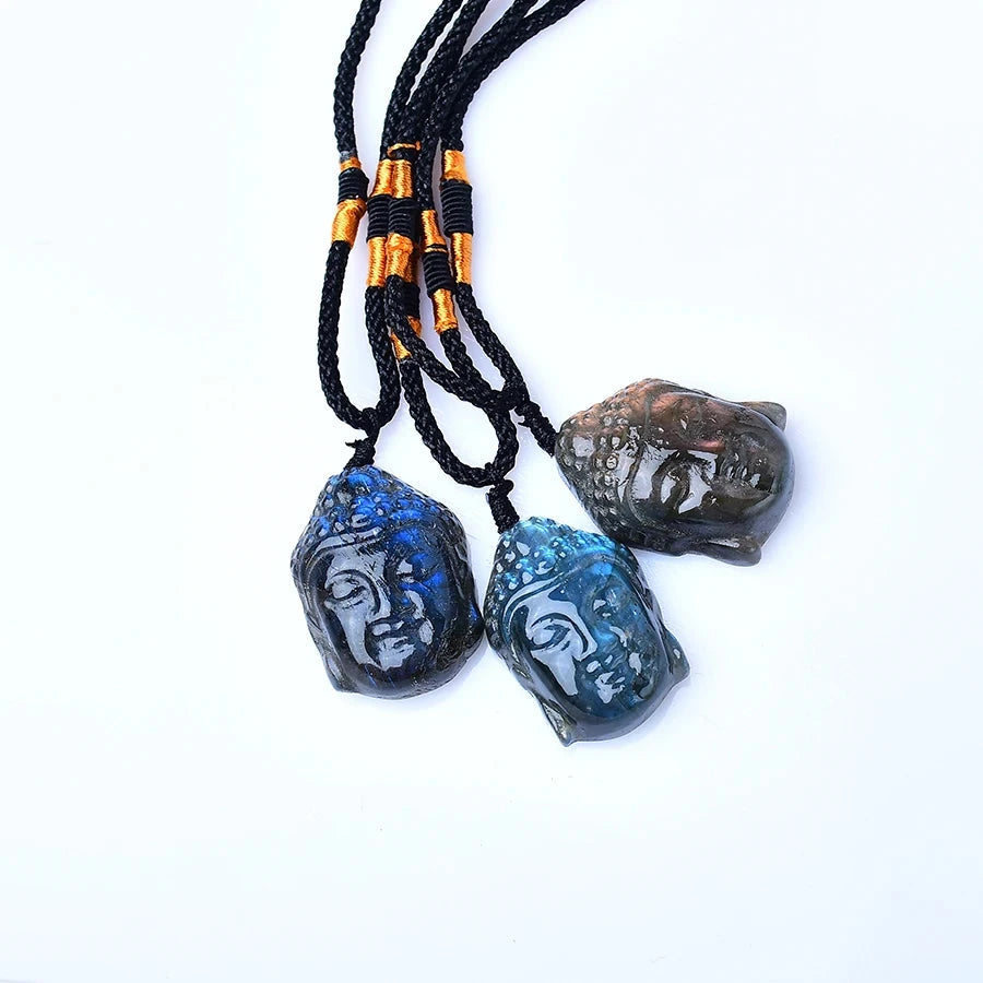 Talisman Tibétain – Pendentif Tête de Bouddha en Labradorite Esprit Tibet 