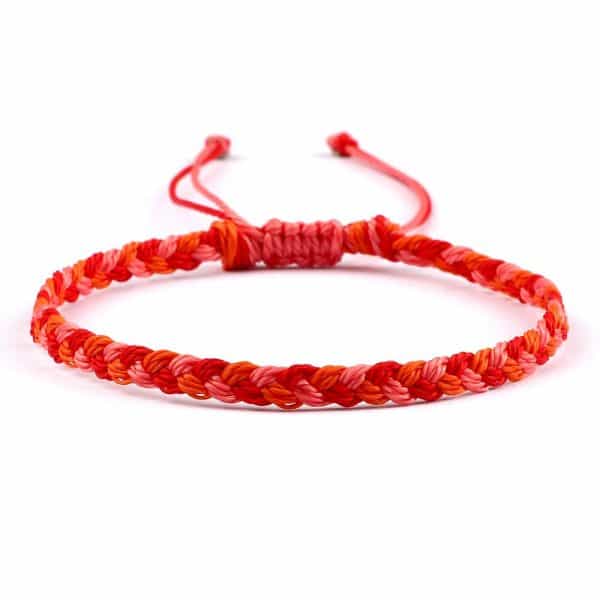 bracelet tibétain en fil rouge